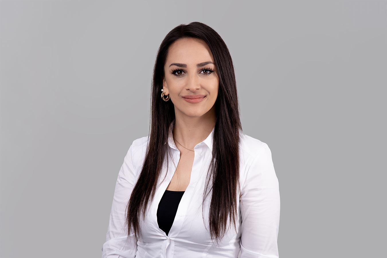 Melisa Dullaj <span style="color: #969696; font-weight: 400;">(in Elternzeit)